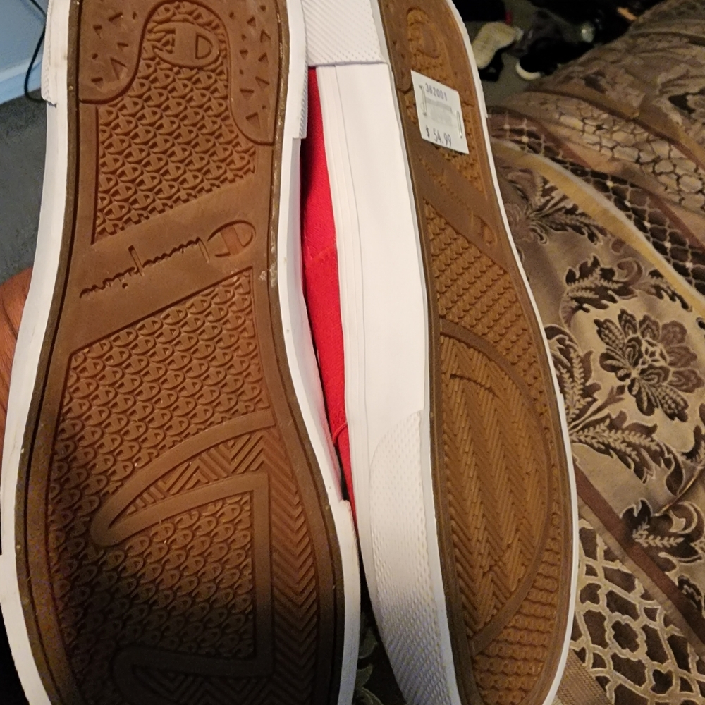 Men 8.5 Champion tennis shoes